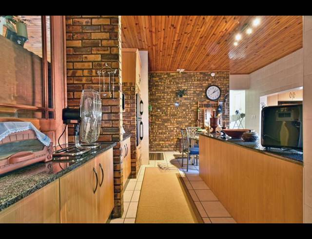 4 BEDROOM HOUSE FOR SALE IN MEYERSDAL